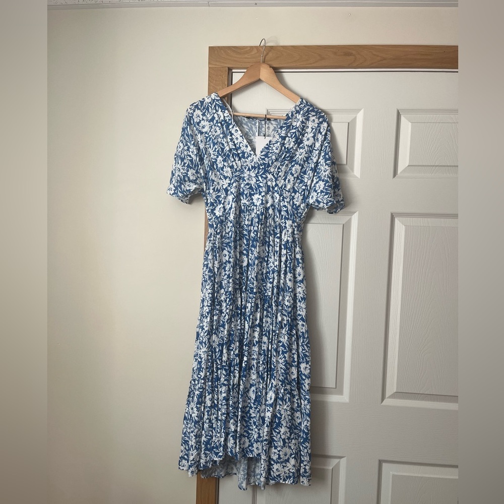 NWT’S!🏷️ Zara Midi Dress